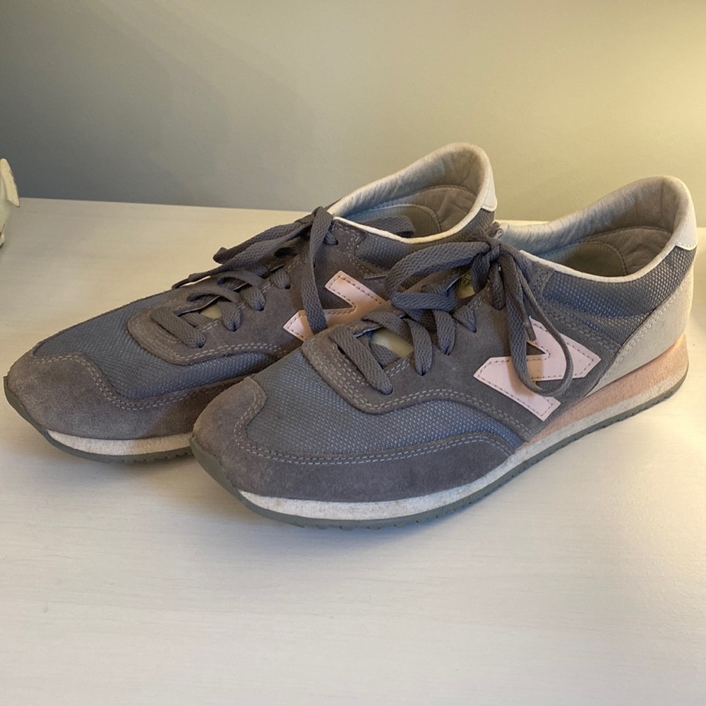 New balance 620 sneakers Grey with pink trim